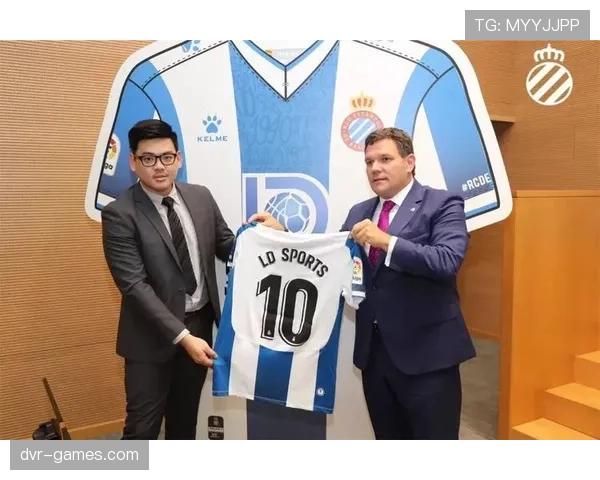 诺维奇锁定欧战席位，球迷欢庆历史性突破