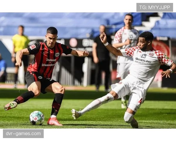 德甲球队中场豪阵升级，引领战术革新新潮流