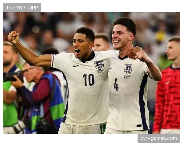 贝林厄姆表现稳健，助英格兰逆转晋级欧洲杯复赛