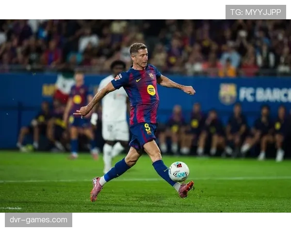 莱万多夫斯基近期比赛表现如何